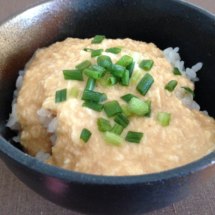 自然薯でとろとろ☆味噌風味のとろろご飯